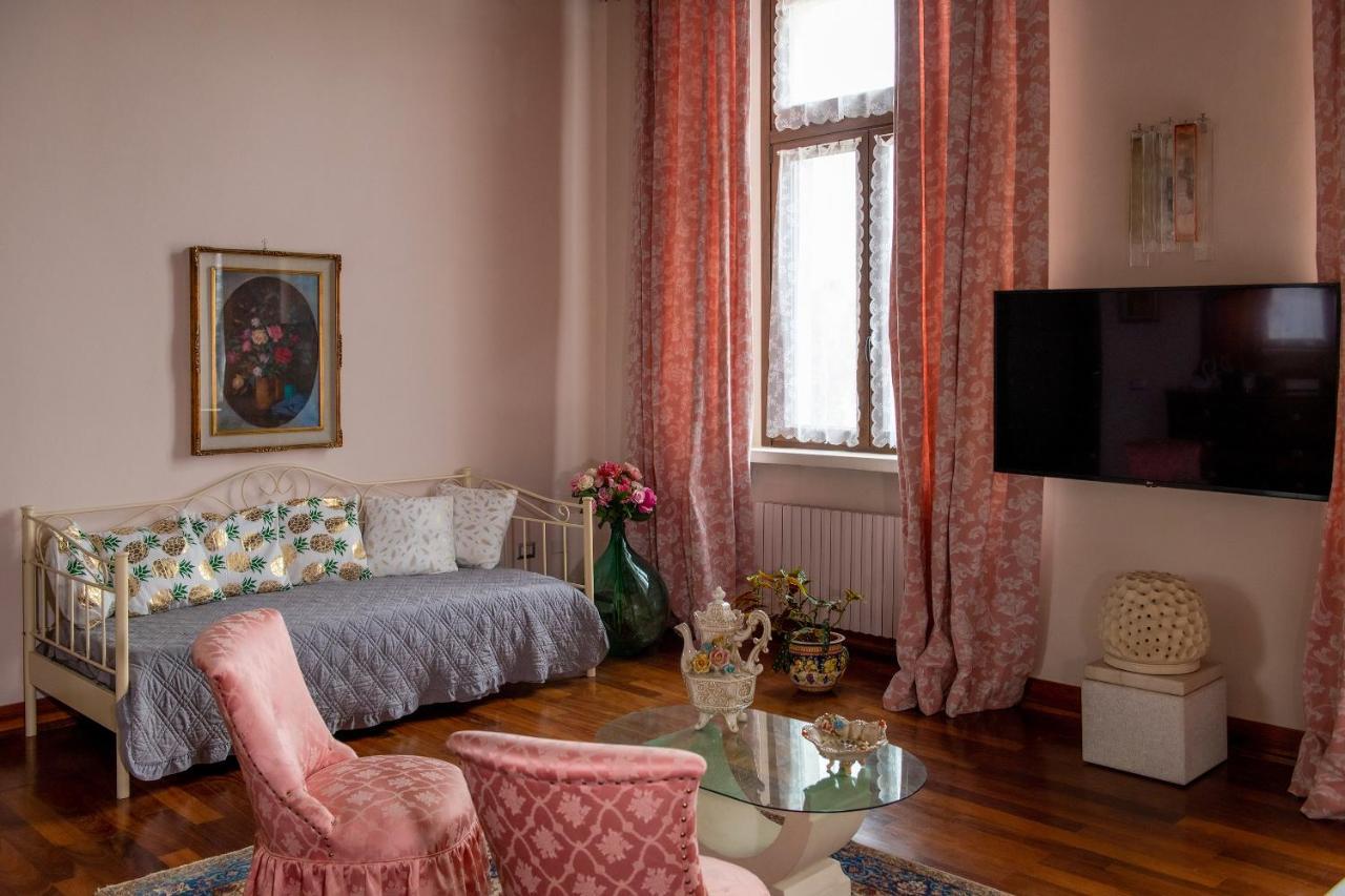 Palazzo Bed And Breakfast Calvisano Kültér fotó