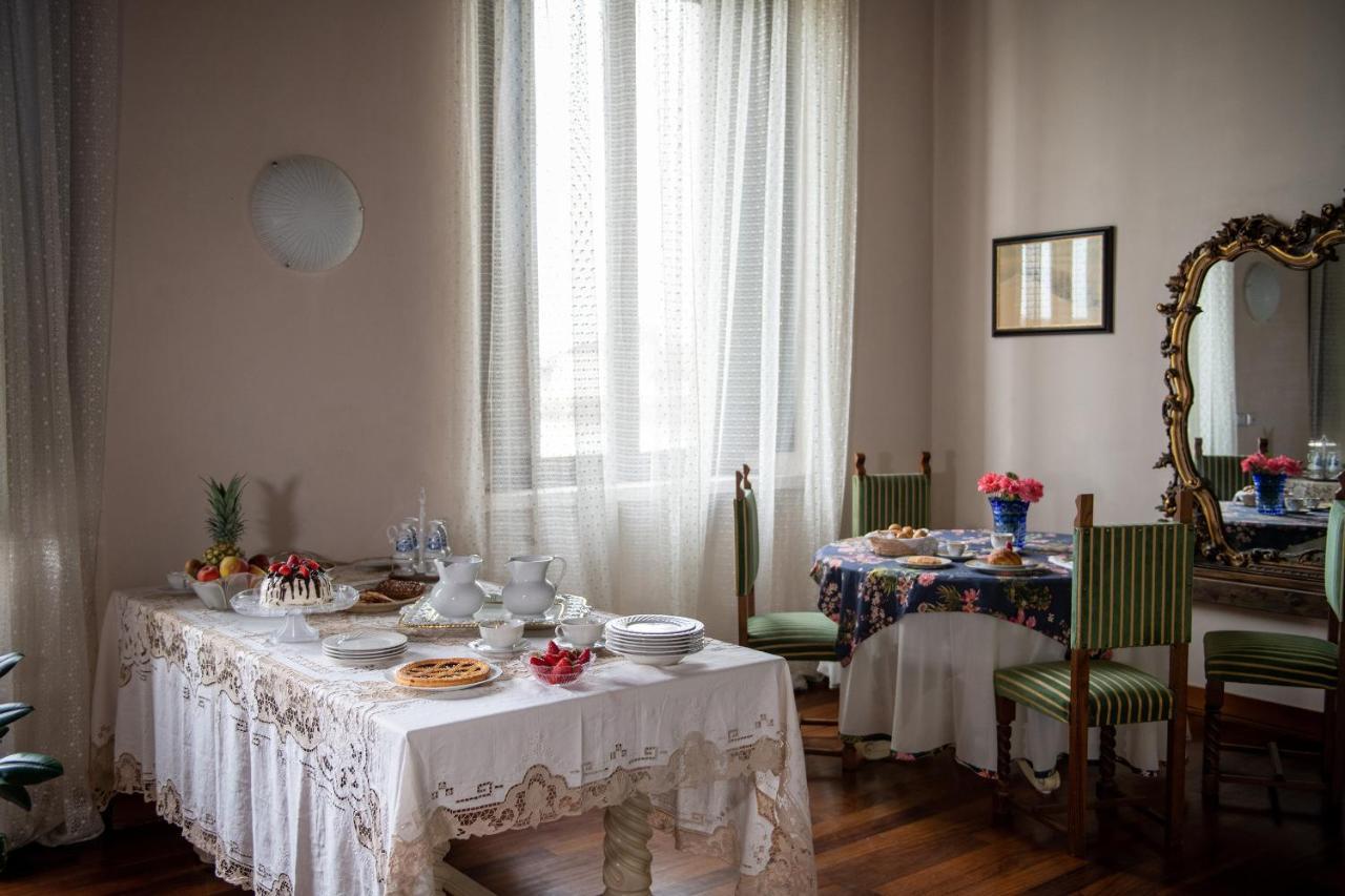 Palazzo Bed And Breakfast Calvisano Kültér fotó