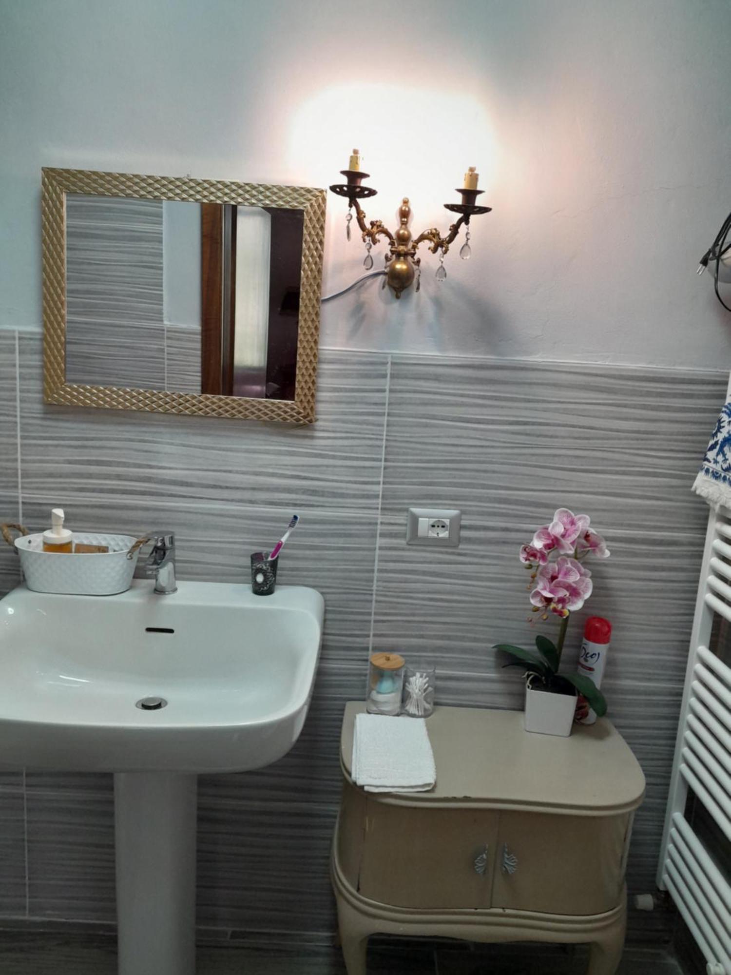 Palazzo Bed And Breakfast Calvisano Kültér fotó